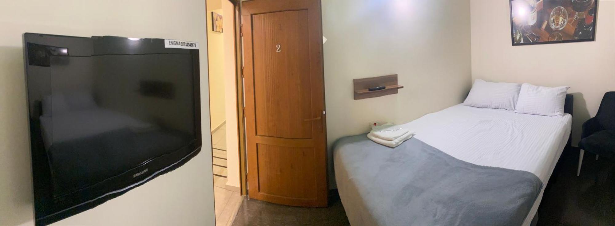 Enigma Hostel Erywań Zewnętrze zdjęcie